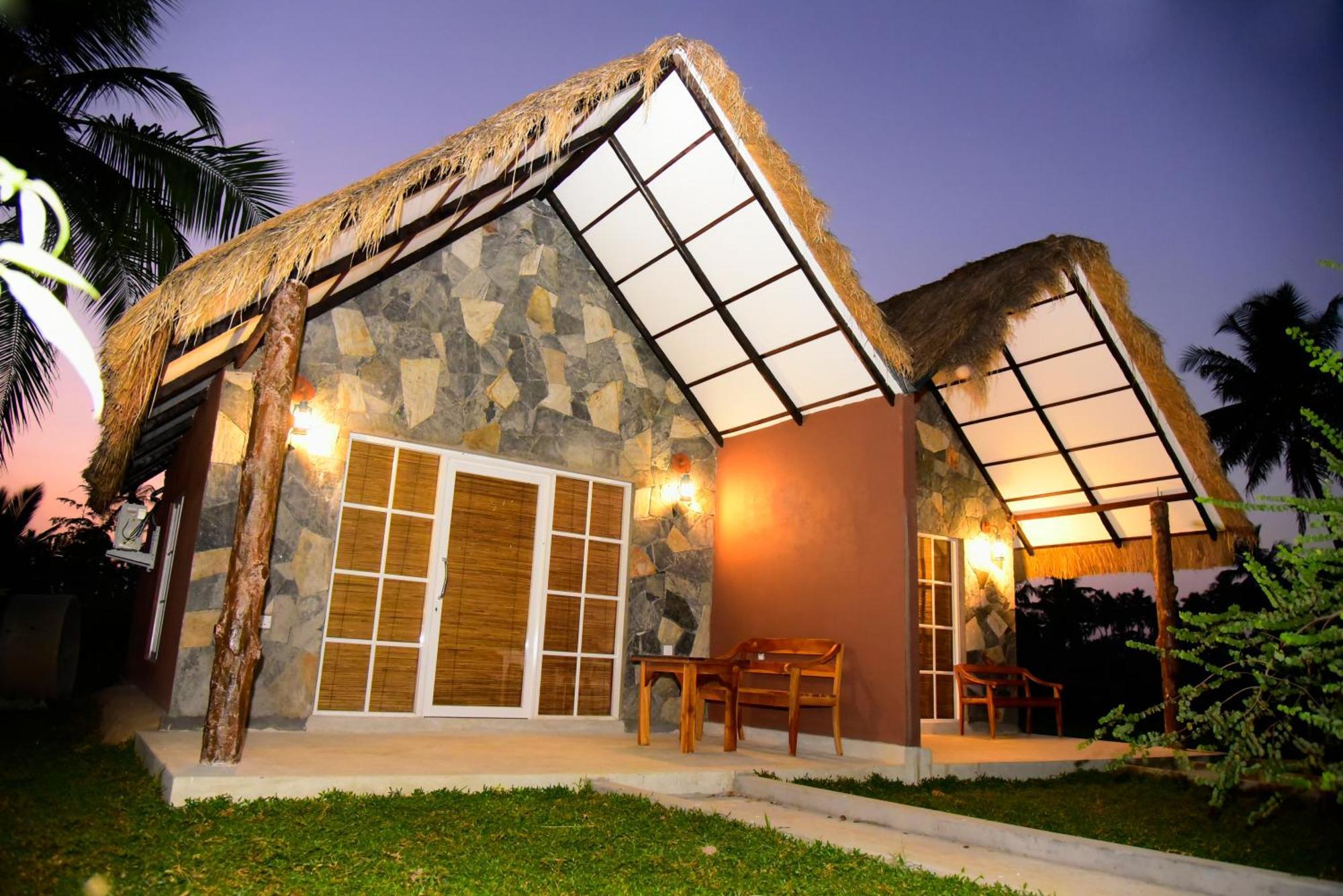 Coco Village Hotel 池劳 外观 照片